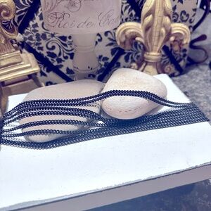 Multiple Chains Black Necklace